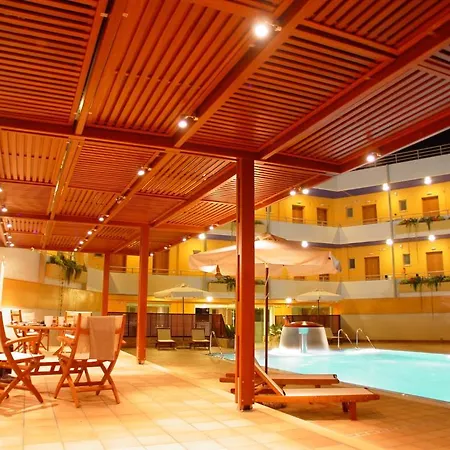 Bay Aparthotel 3*