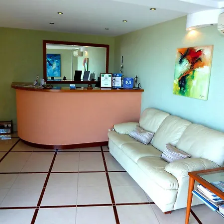 Aparthotel Bay 3*